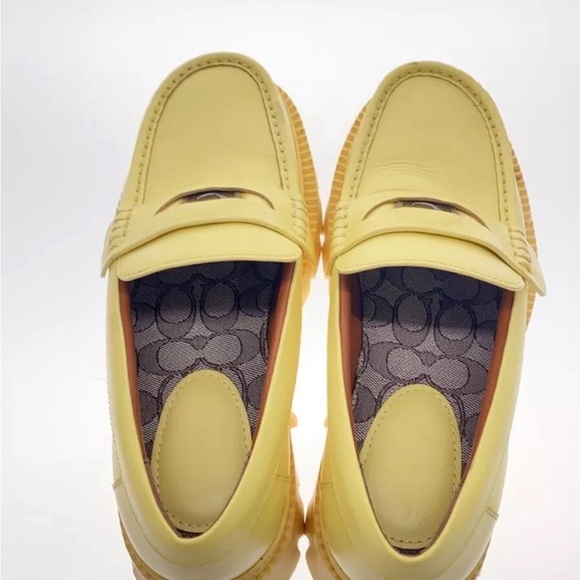 🎈SALE 🥾Coach Men Authentic Yellow Chunk Leather Lug Sole C8331 loafers size 8 - Picture 3 of 7